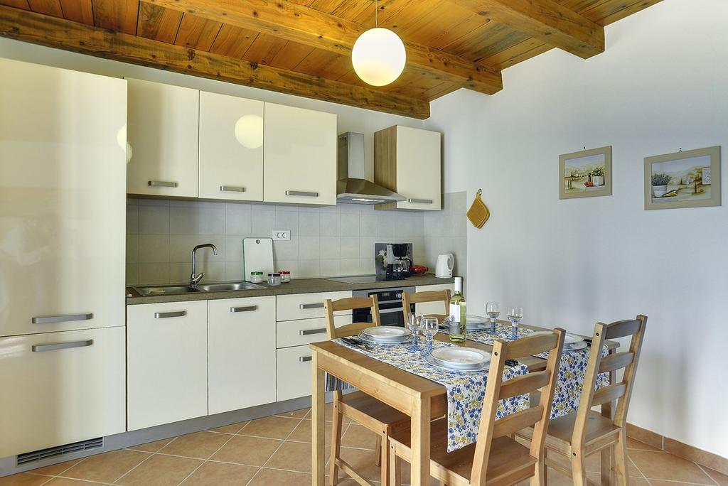 Apartments Susanna Liznjan Ngoại thất bức ảnh