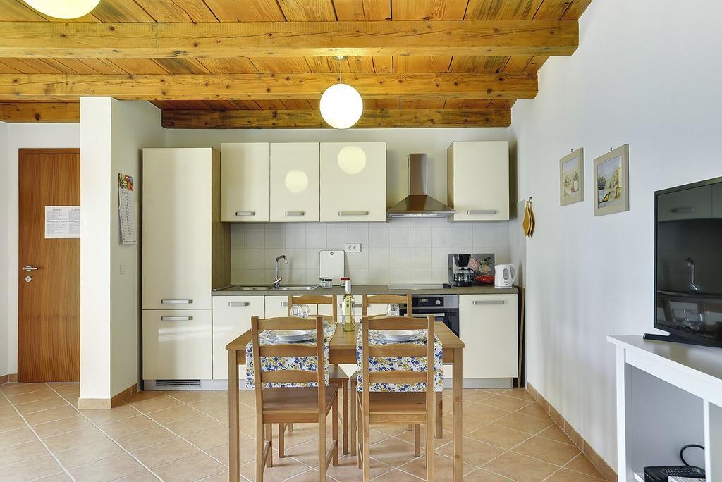 Apartments Susanna Liznjan Ngoại thất bức ảnh