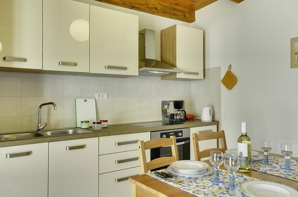Apartments Susanna Liznjan Ngoại thất bức ảnh